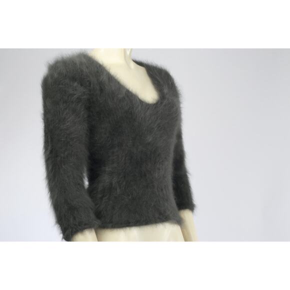 Vintage Express Soft Fuzzy Gray Angora Rabbit Hair 3/4 Sleeve Top Sweater Size S - Picture 2 of 11